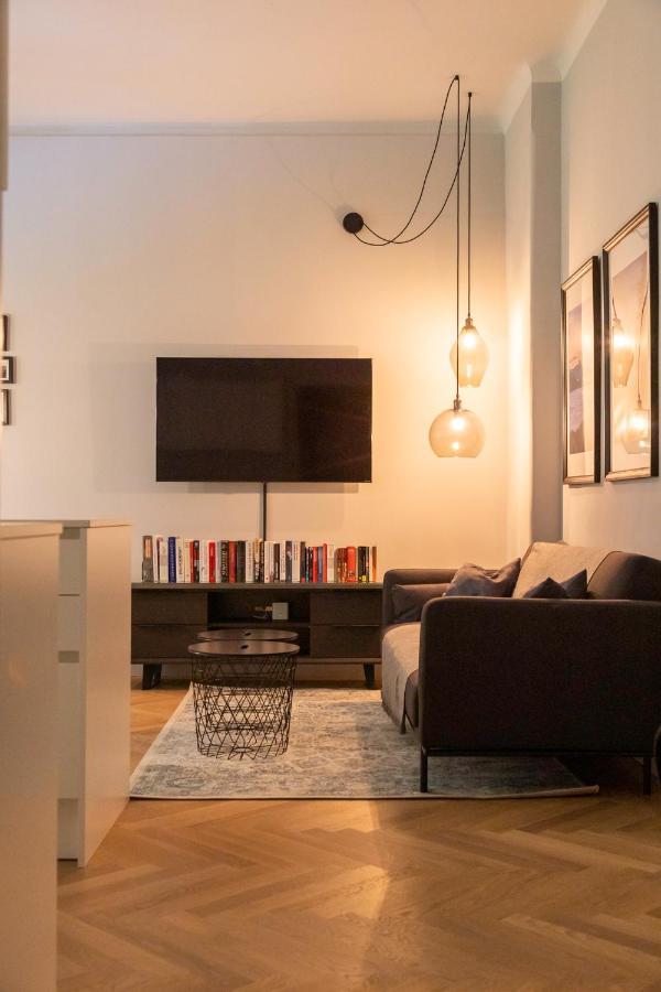Apartment In Historischer Villa Mit Parkplatz Grünau im Almtal Εξωτερικό φωτογραφία